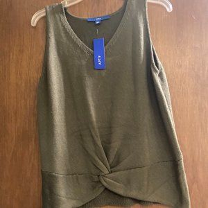 New with Tags Apt. 9 women's sleeveless sweater sz Large